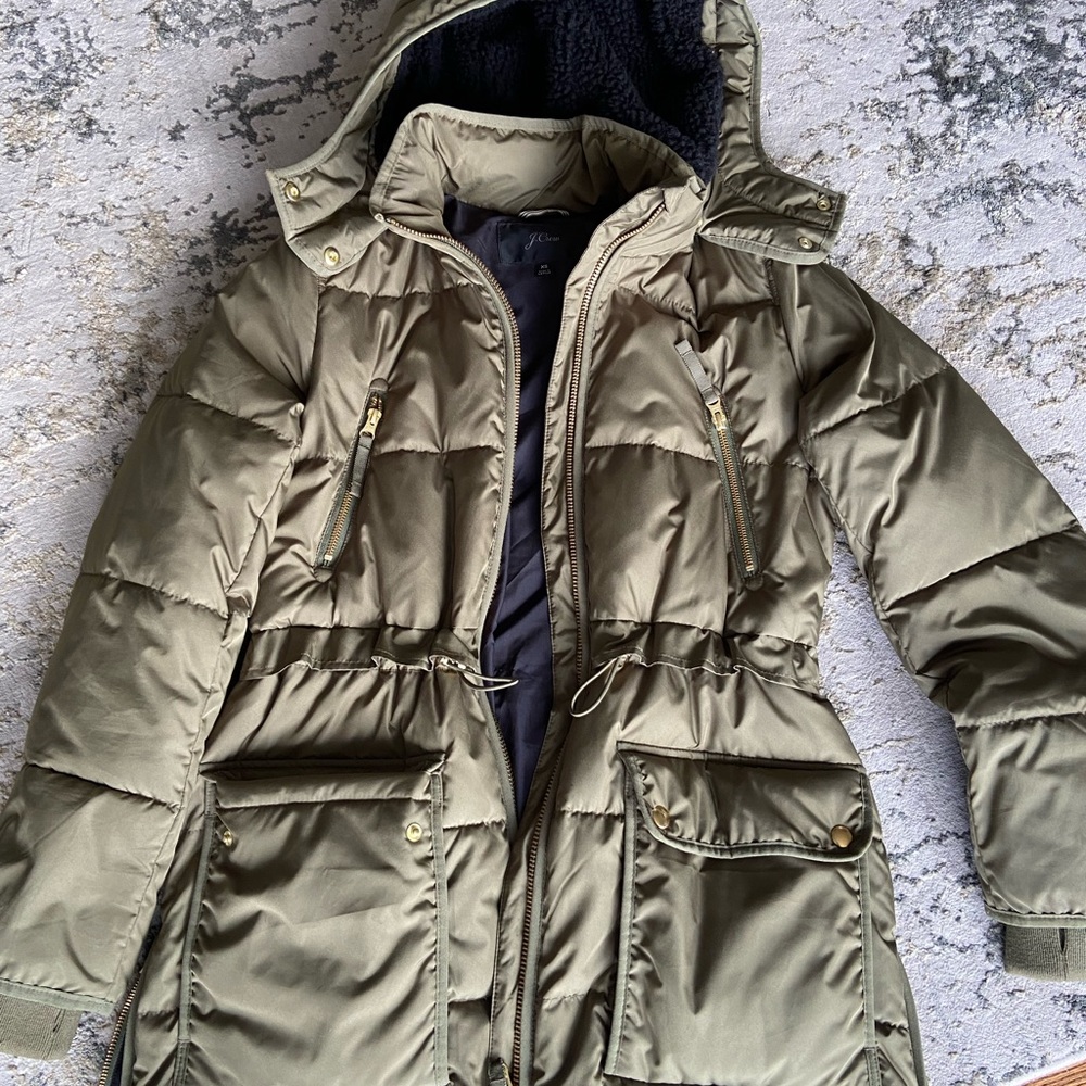 JCrew chateau puffer jacket with PrimaLoft